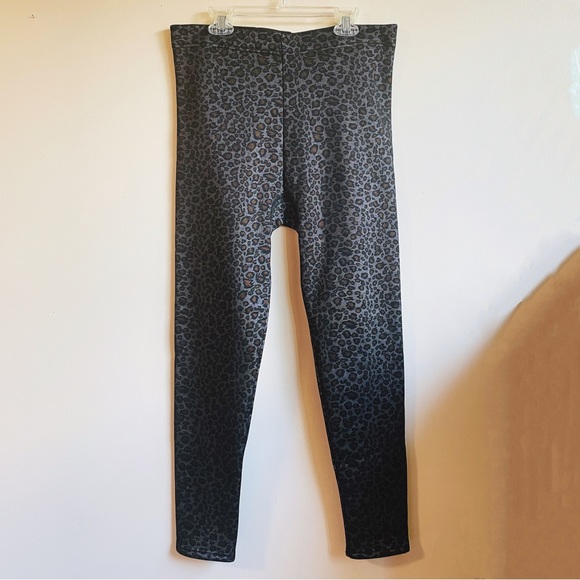 DINO Leopard Print Winter Leggings Girl Sz L also fits Woman Petite Size 6/Sm - Picture 2 of 9